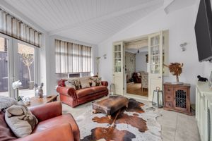 Photo 7- click for photo gallery